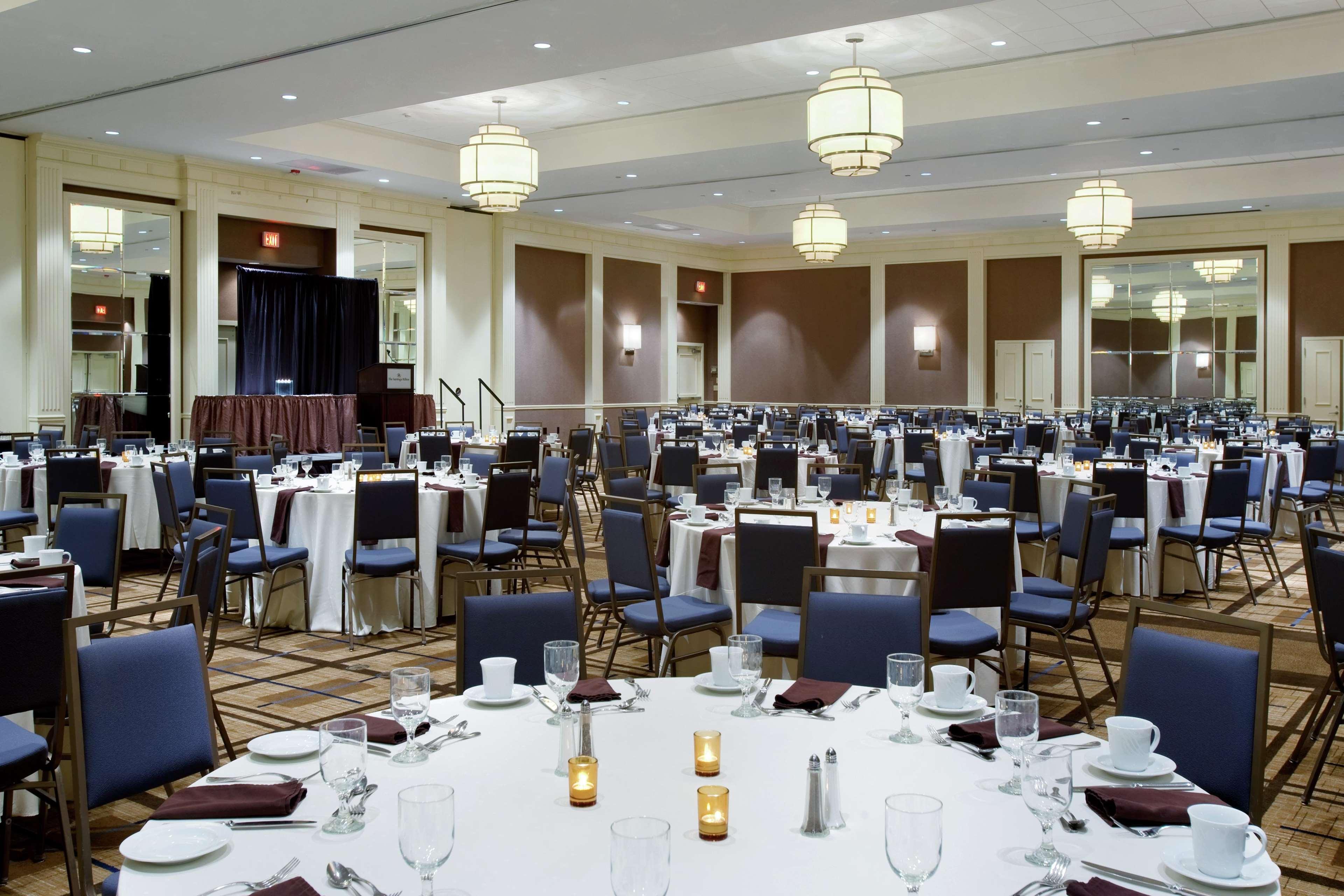 Hotel The Saratoga Hilton à Saratoga Springs Extérieur photo